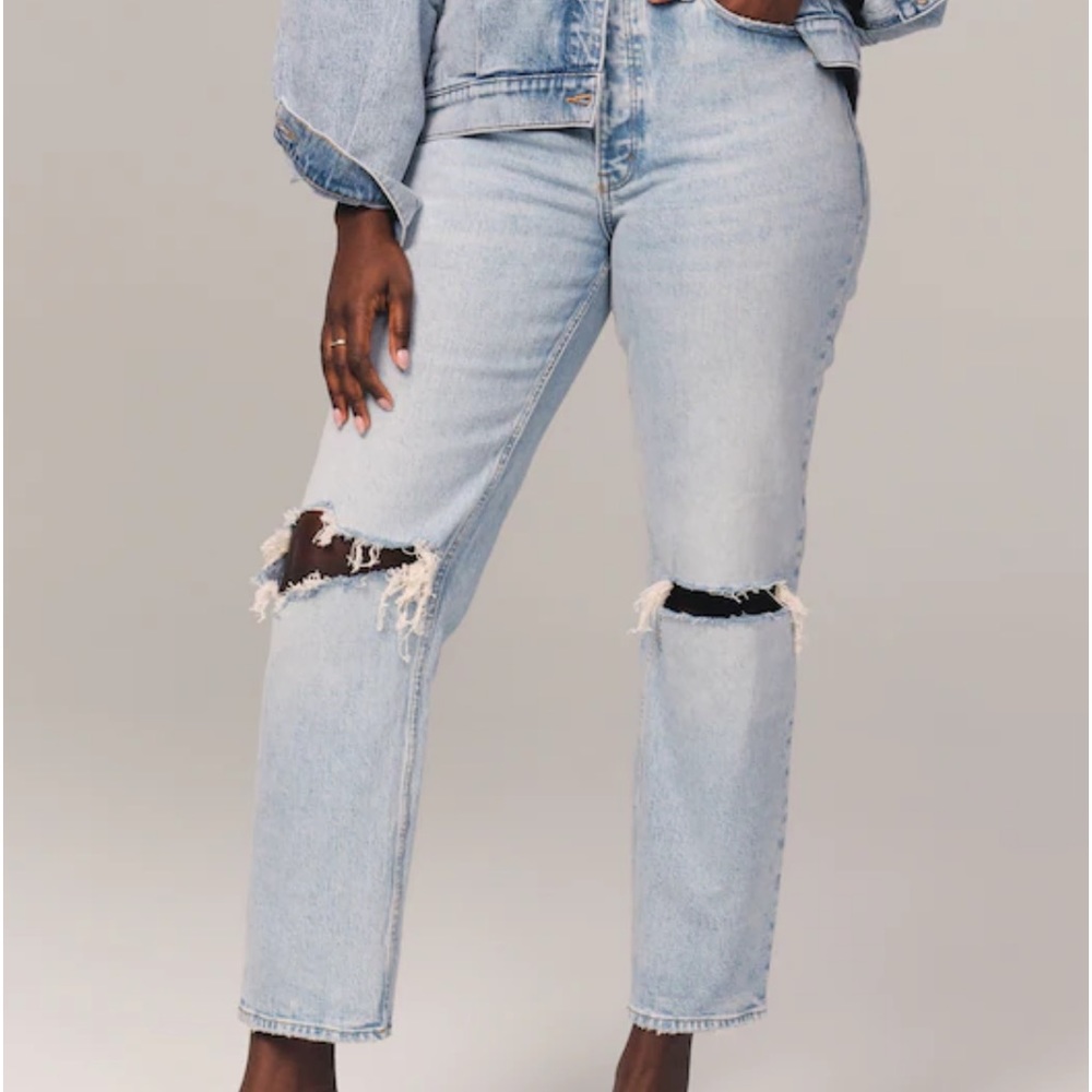 Abercrombie A&F Curve Love The Skinny High Rise White Wash